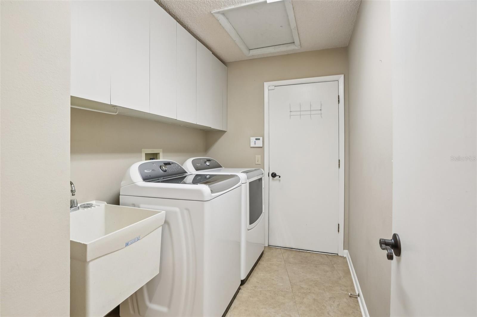 17913 CLEAR LAKE DR, LUTZ, FL, 33548