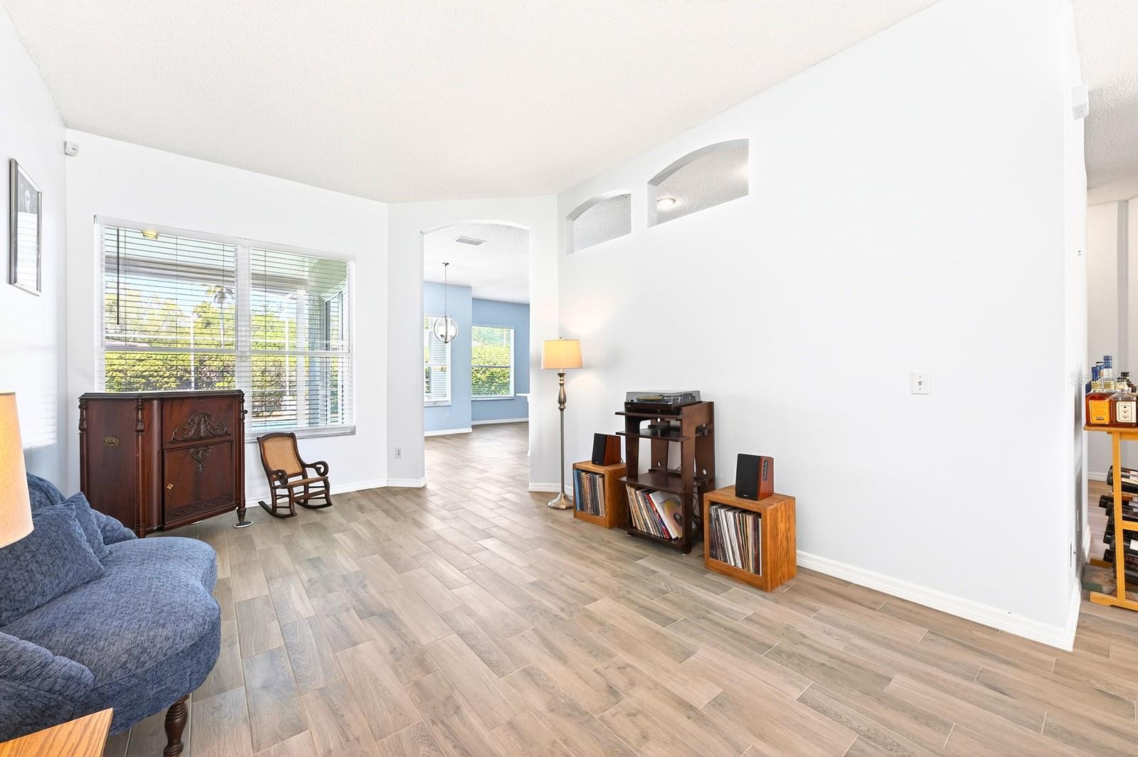 129 BALLYSHANNON DR, DAVENPORT, FL, 33897