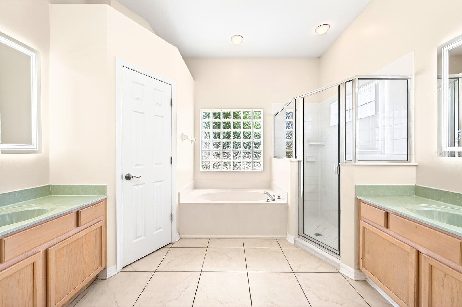 129 BALLYSHANNON DR, DAVENPORT, FL, 33897