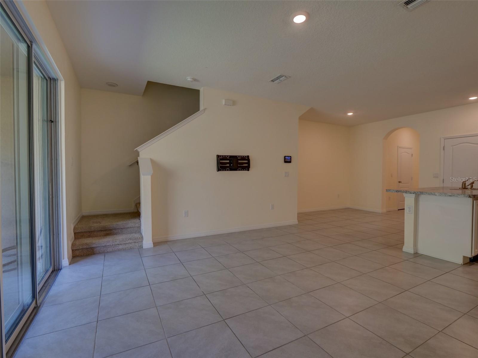 1289 YELLOW FINCH DR, DAVENPORT, FL, 33837