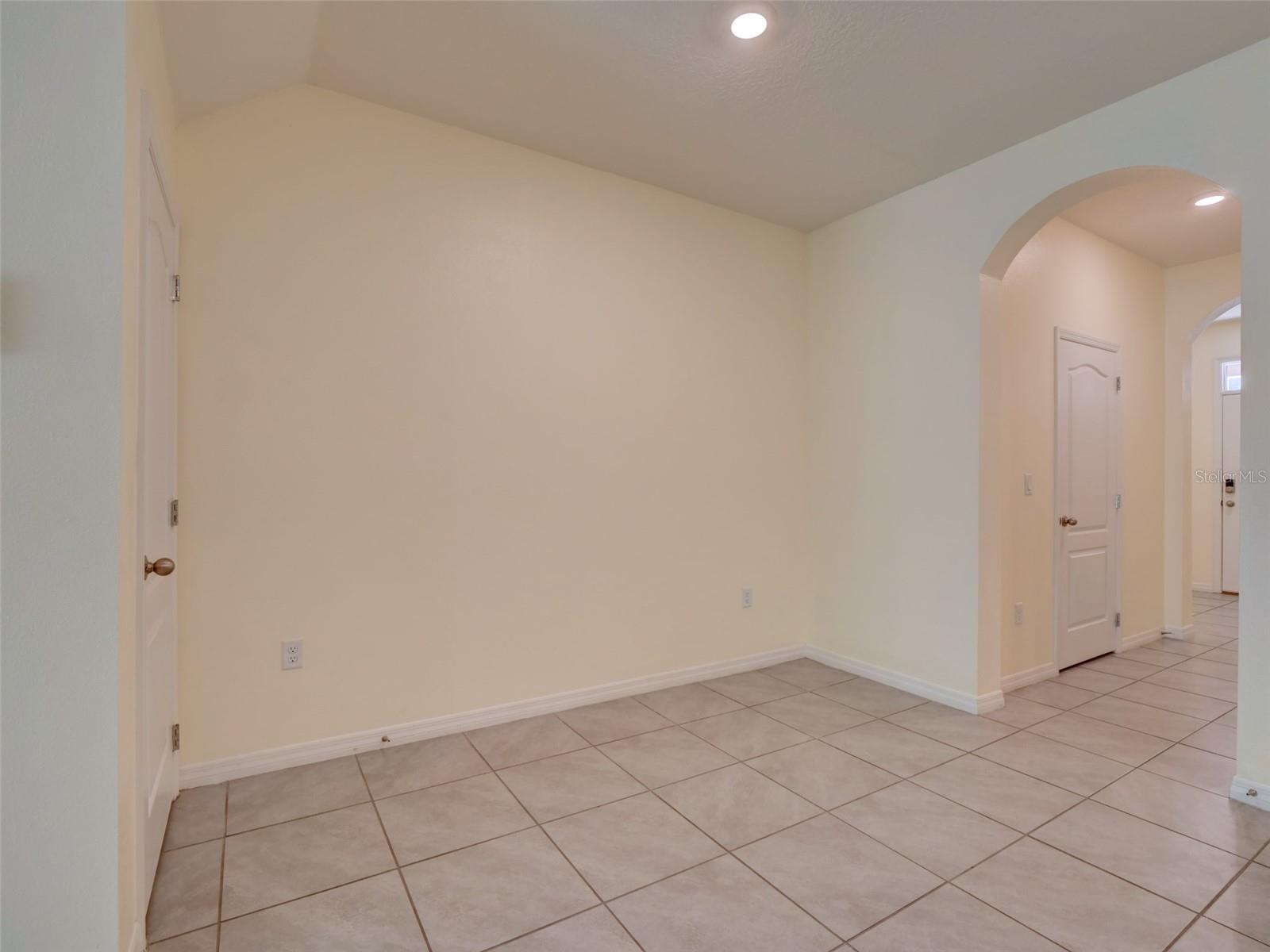 1289 YELLOW FINCH DR, DAVENPORT, FL, 33837