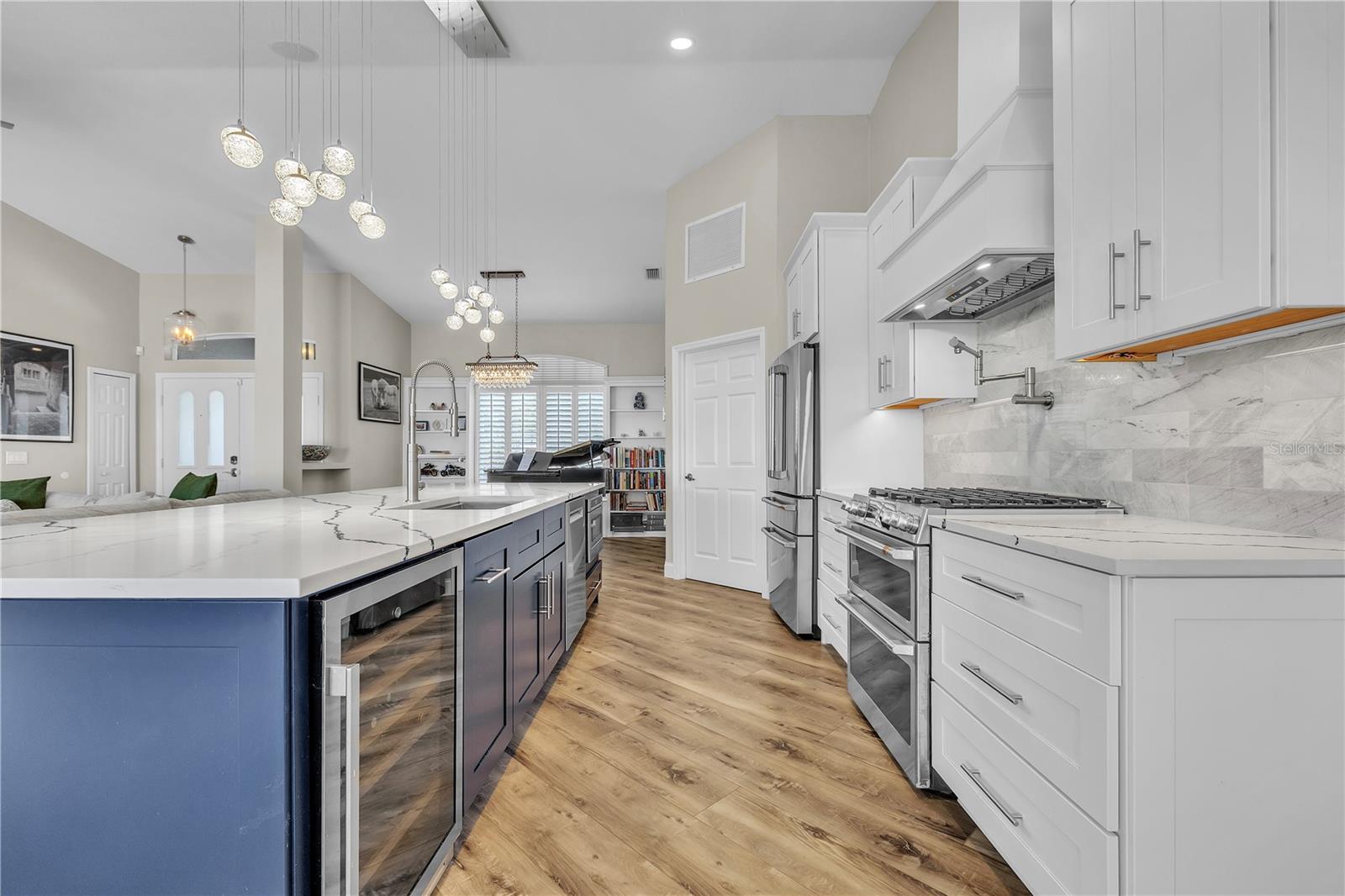 3708 PEACE RIVER DR, PUNTA GORDA, FL, 33983