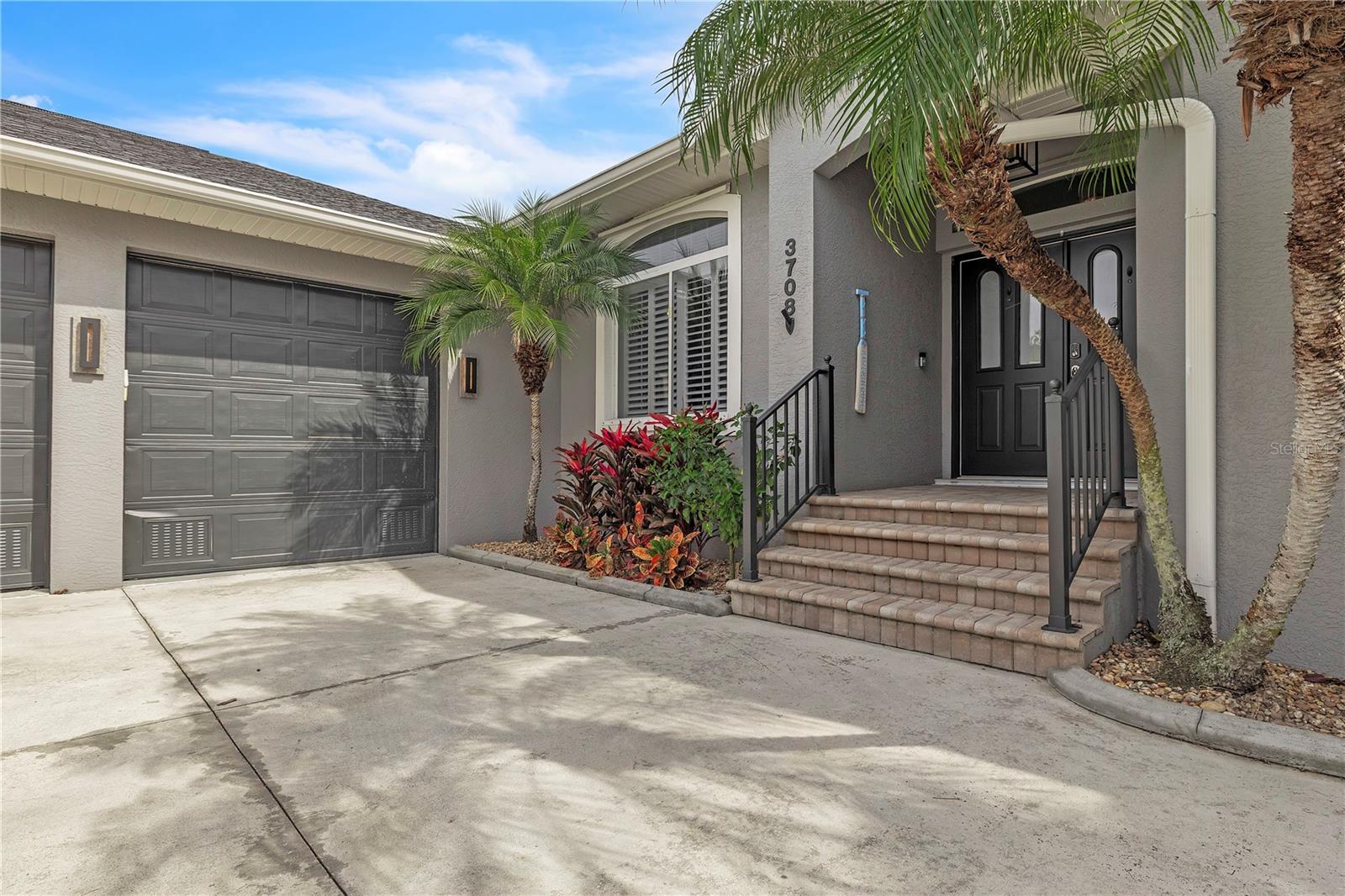 3708 PEACE RIVER DR, PUNTA GORDA, FL, 33983