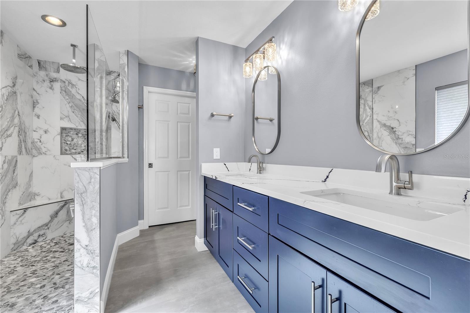 3708 PEACE RIVER DR, PUNTA GORDA, FL, 33983