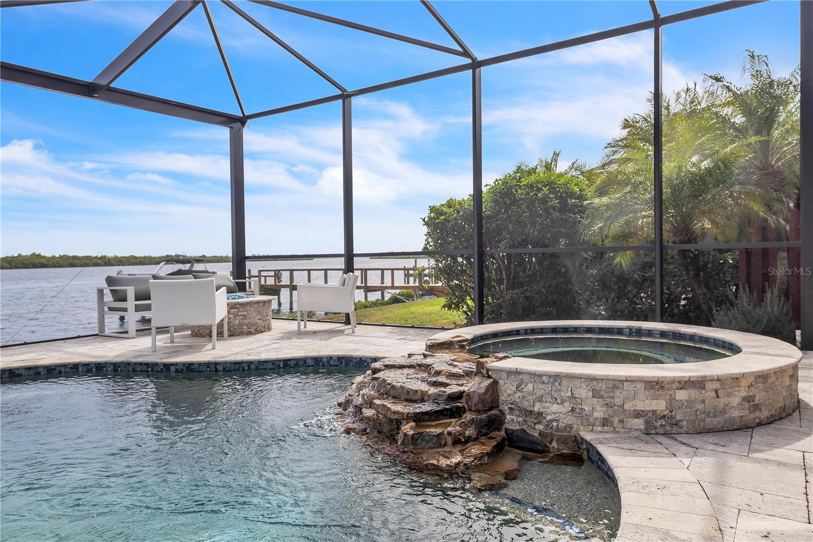 3708 PEACE RIVER DR, PUNTA GORDA, FL, 33983