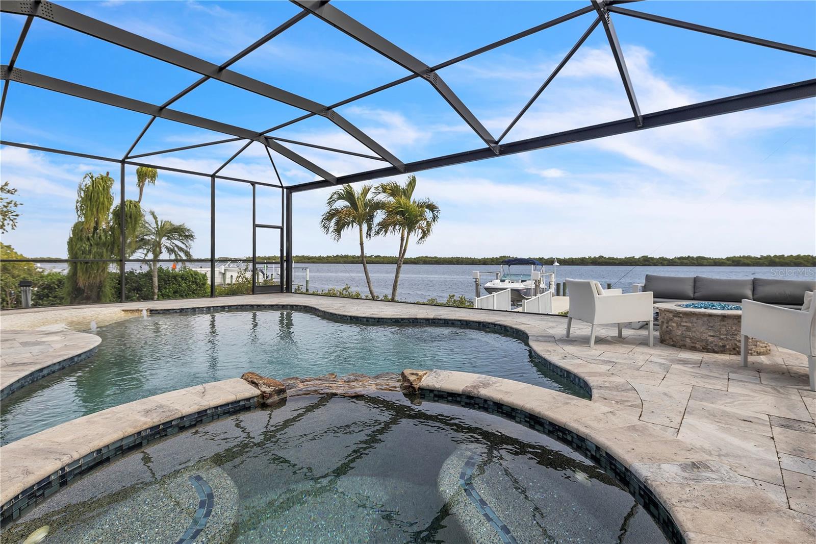 3708 PEACE RIVER DR, PUNTA GORDA, FL, 33983