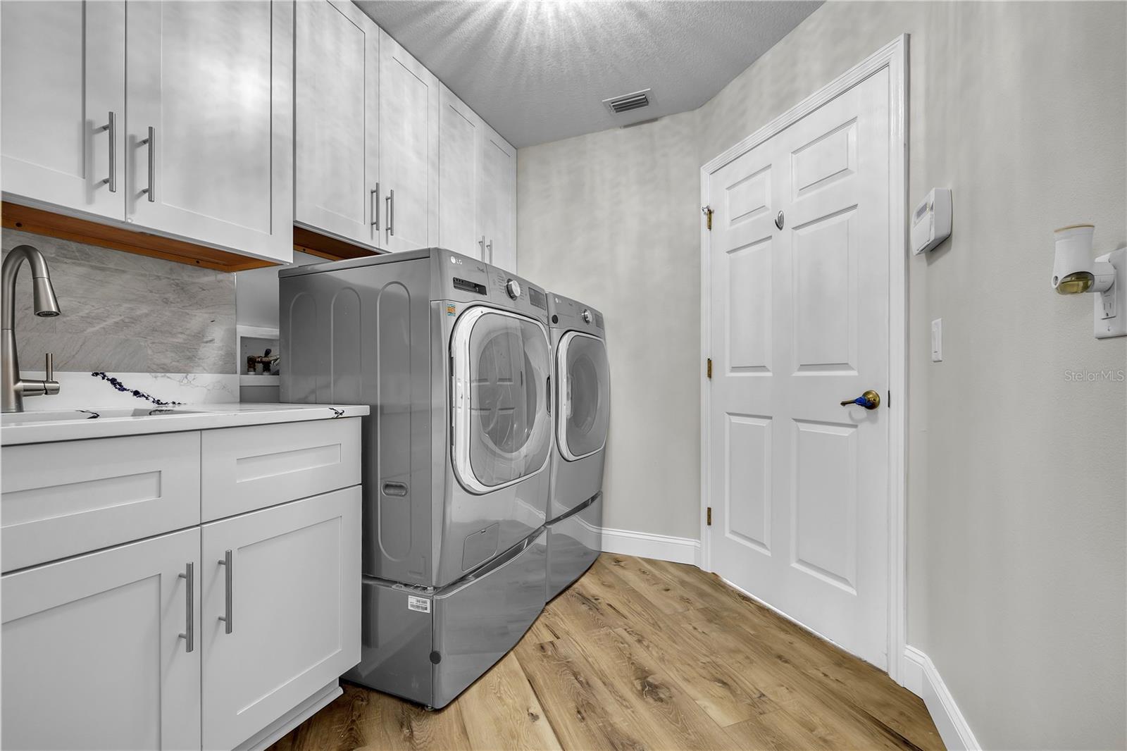 3708 PEACE RIVER DR, PUNTA GORDA, FL, 33983