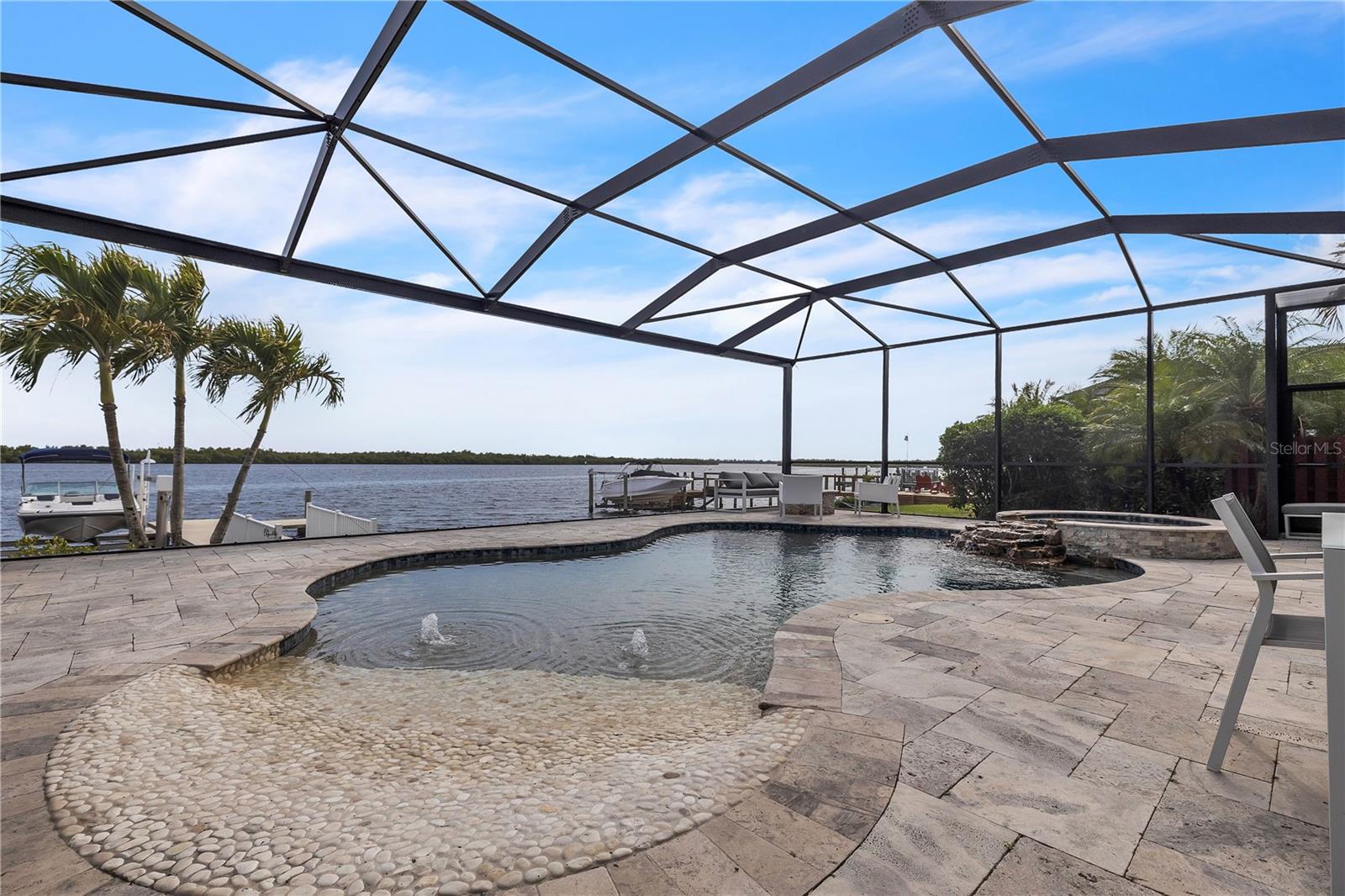 3708 PEACE RIVER DR, PUNTA GORDA, FL, 33983