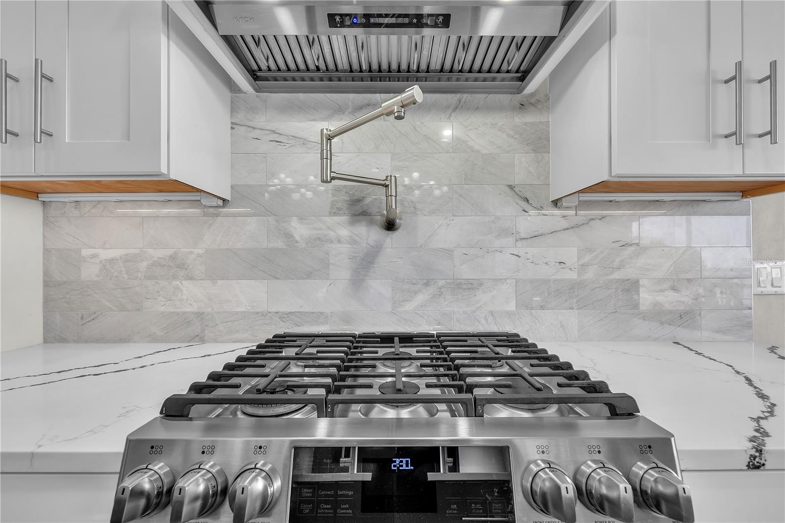 3708 PEACE RIVER DR, PUNTA GORDA, FL, 33983