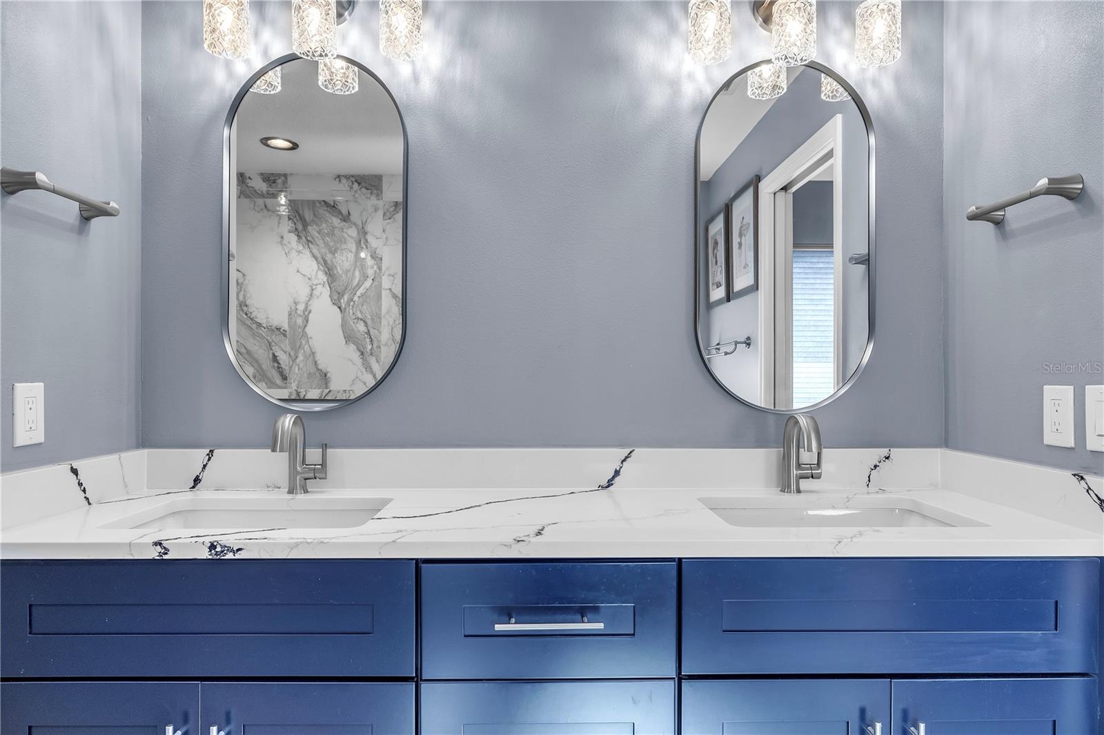 3708 PEACE RIVER DR, PUNTA GORDA, FL, 33983