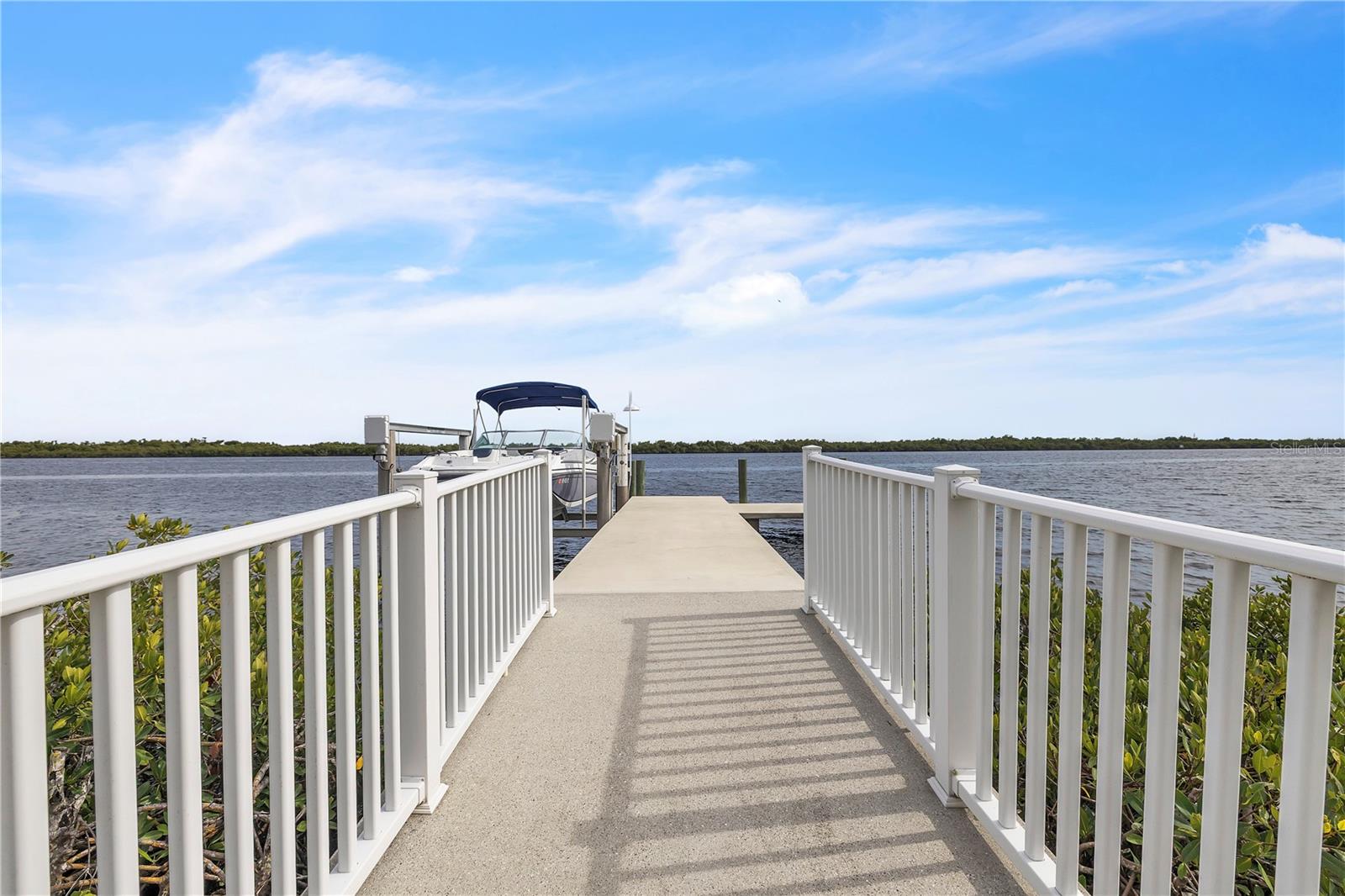 3708 PEACE RIVER DR, PUNTA GORDA, FL, 33983