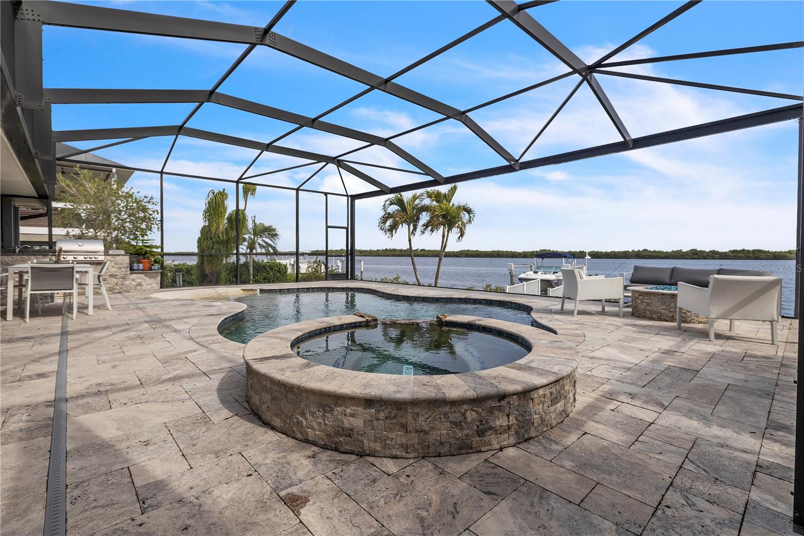 3708 PEACE RIVER DR, PUNTA GORDA, FL, 33983
