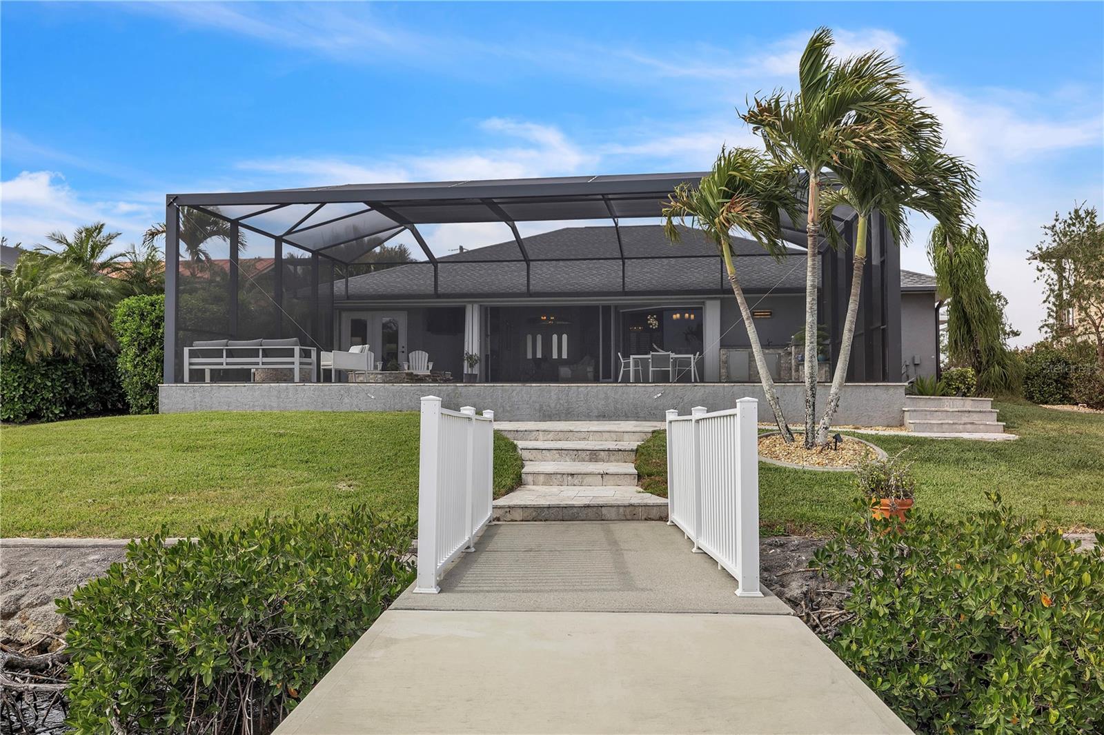 3708 PEACE RIVER DR, PUNTA GORDA, FL, 33983