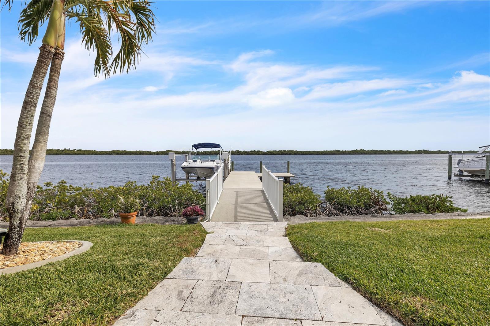 3708 PEACE RIVER DR, PUNTA GORDA, FL, 33983
