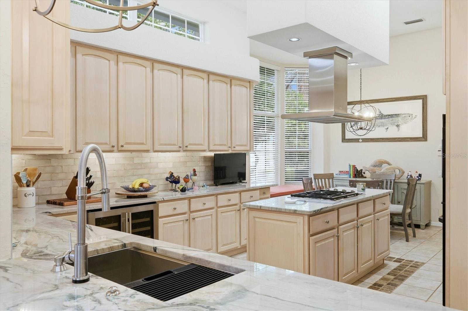 7304 SAINT GEORGES WAY, UNIVERSITY PARK, FL, 34201
