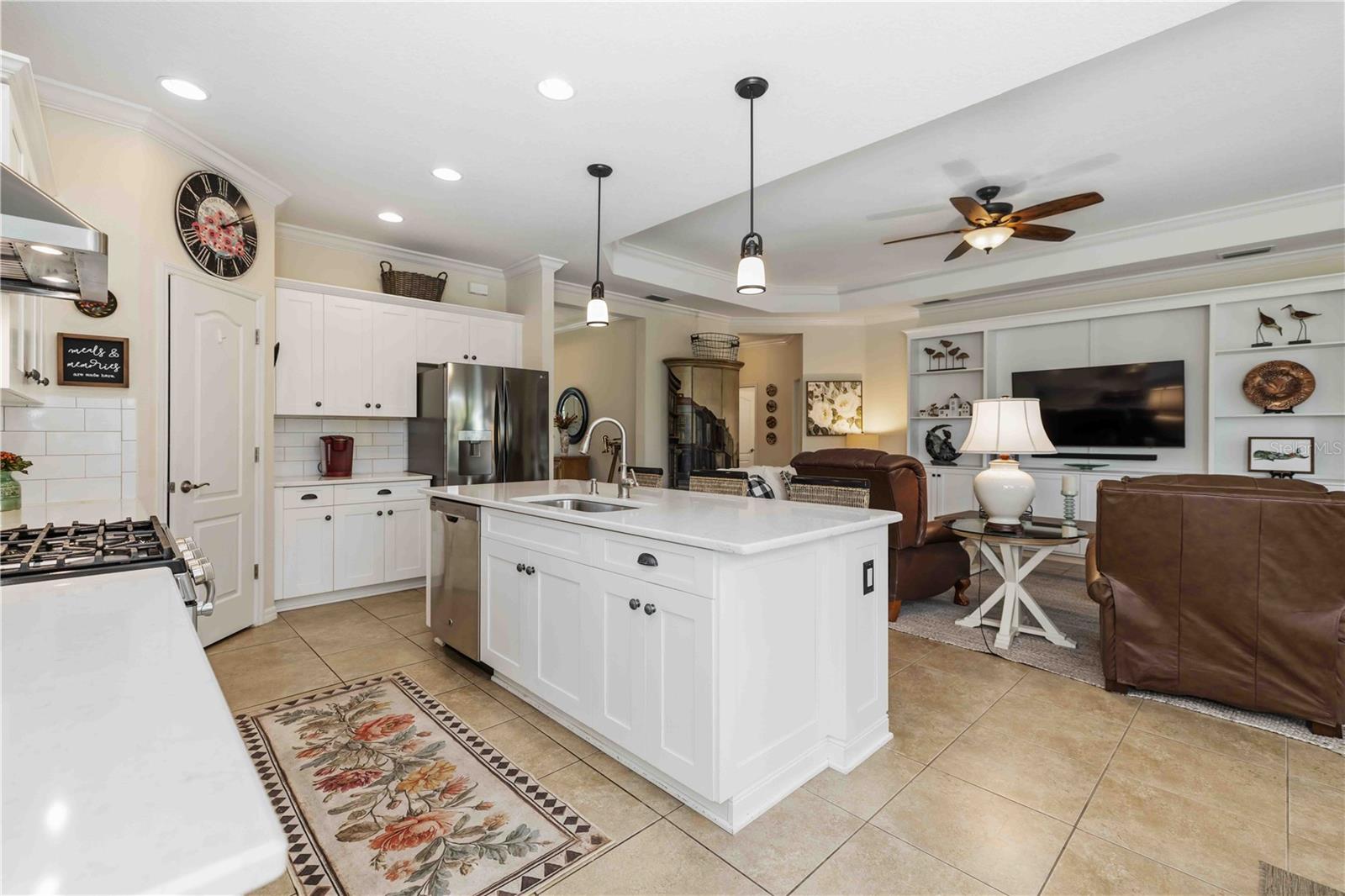 10933 BLUE MAGNOLIA LN, PARRISH, FL, 34219