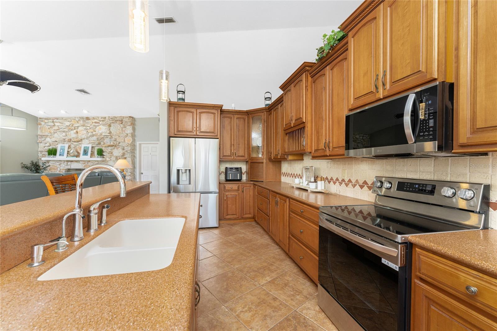 373 EDEN DR, ENGLEWOOD, FL, 34223