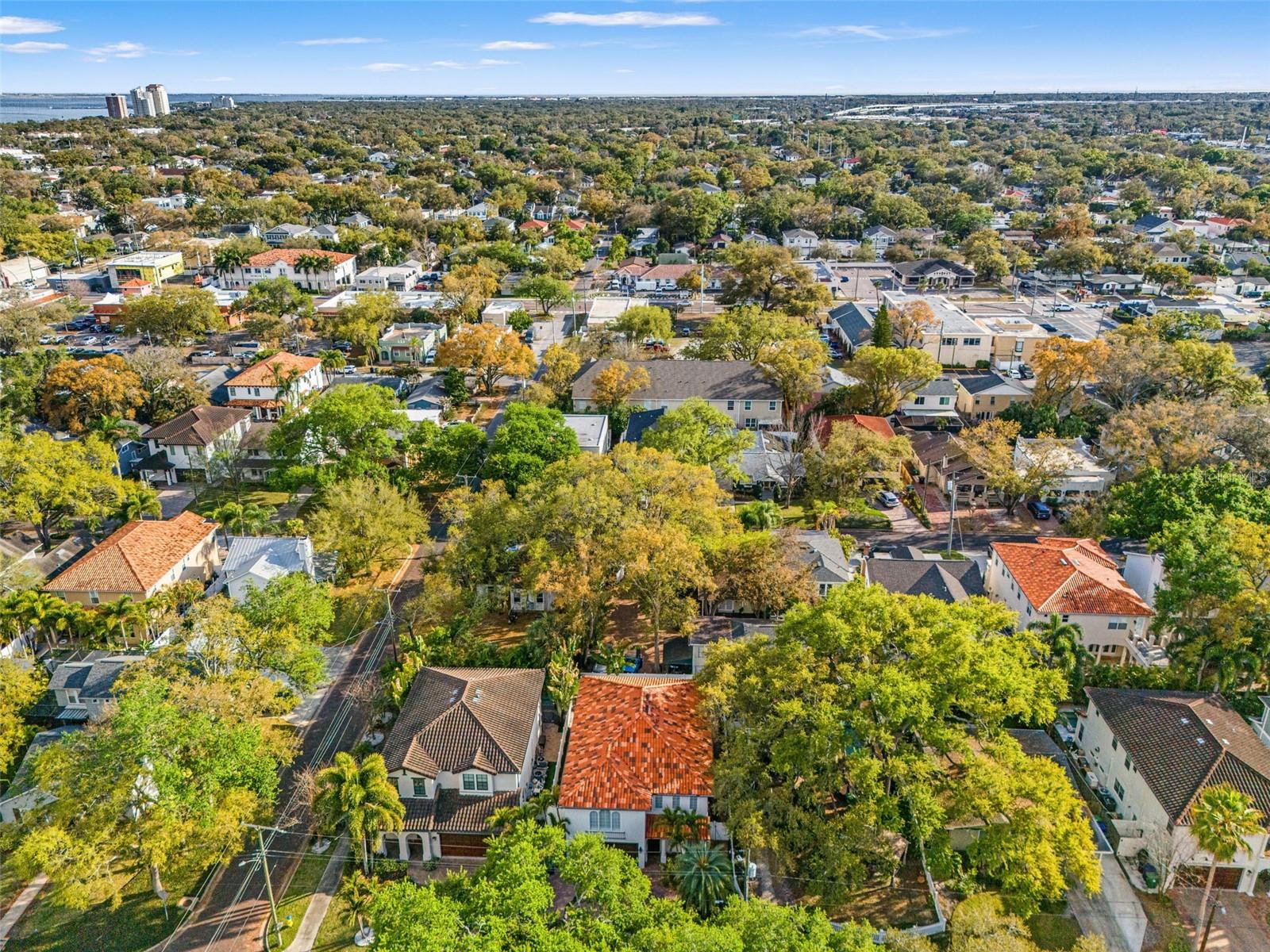 3504 W BARCELONA ST, TAMPA, FL, 33629