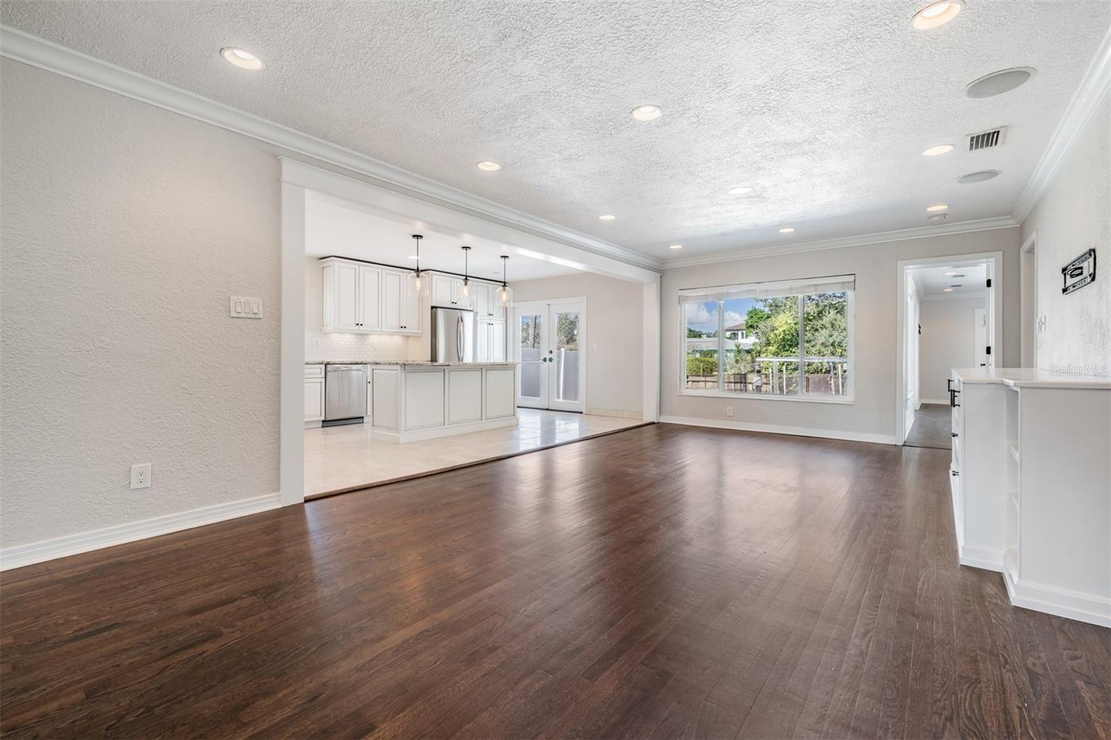 640 GENEVA PL, TAMPA, FL, 33606