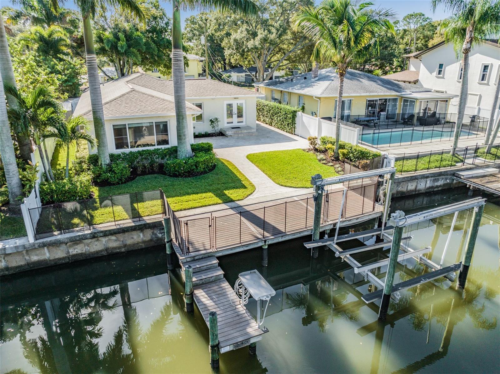 640 GENEVA PL, TAMPA, FL, 33606