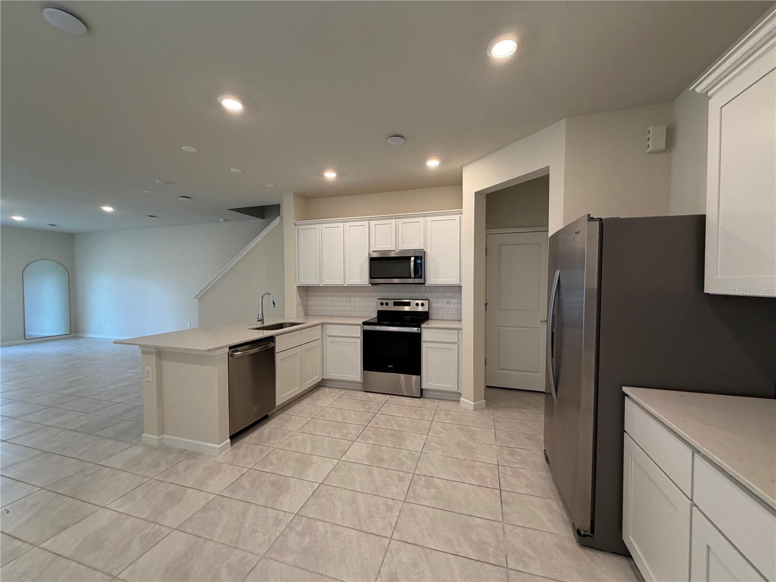 2803 STUNNING AVE, DAVENPORT, FL, 33896