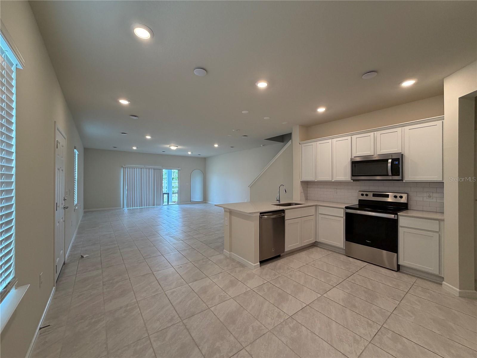 2803 STUNNING AVE, DAVENPORT, FL, 33896