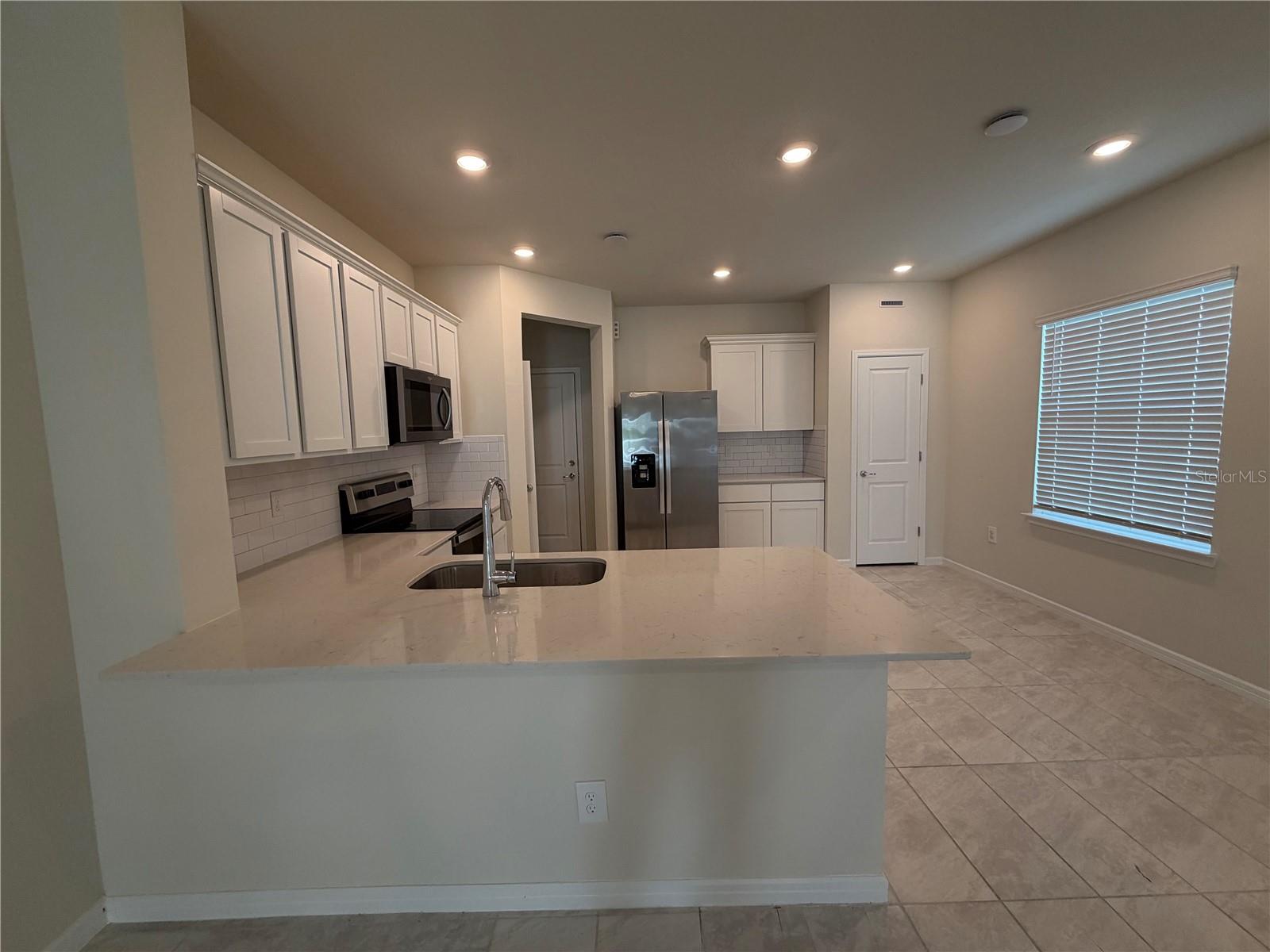 2803 STUNNING AVE, DAVENPORT, FL, 33896