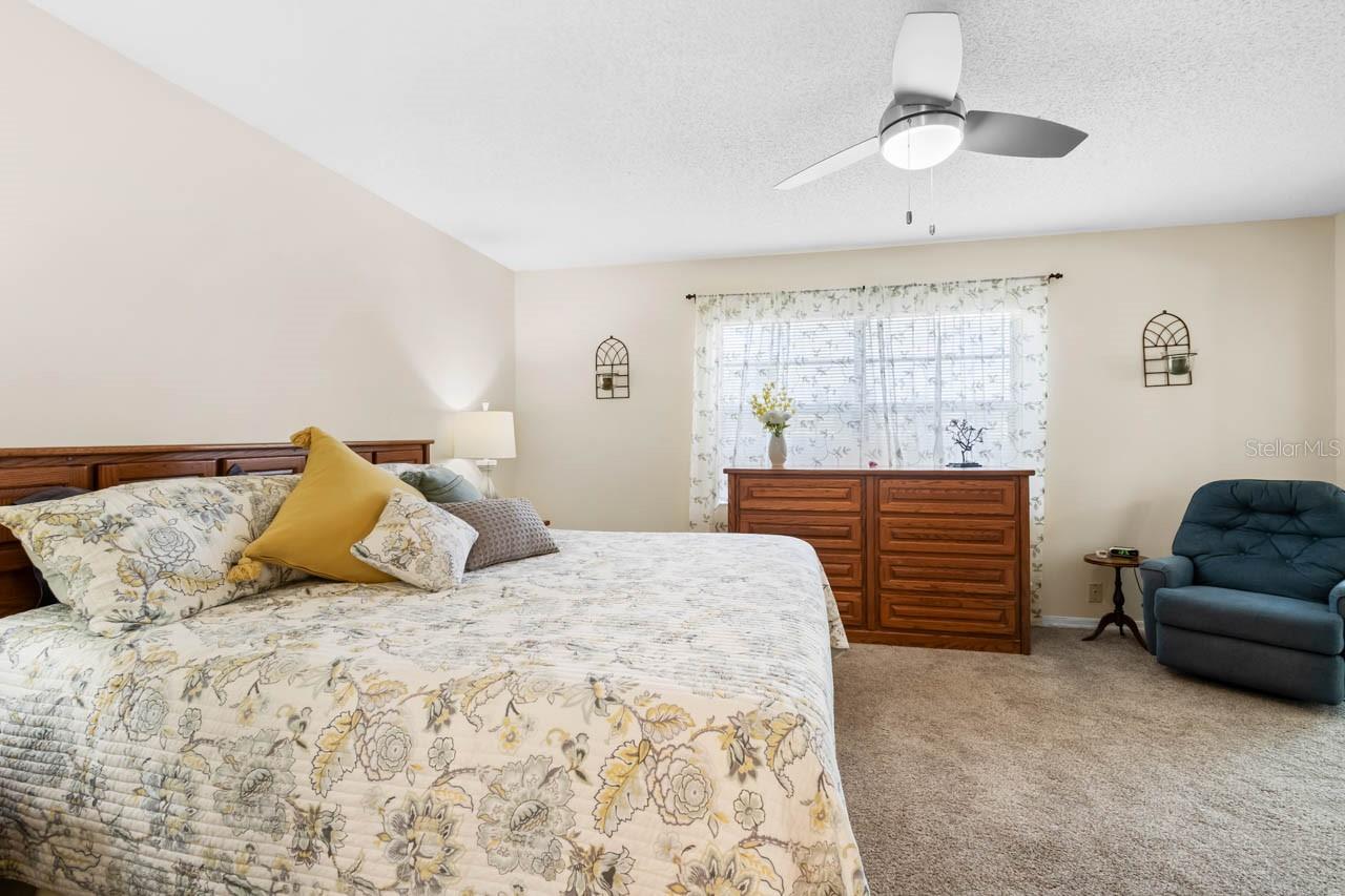 1415 LANGLEY DR, SUN CITY CENTER, FL, 33573
