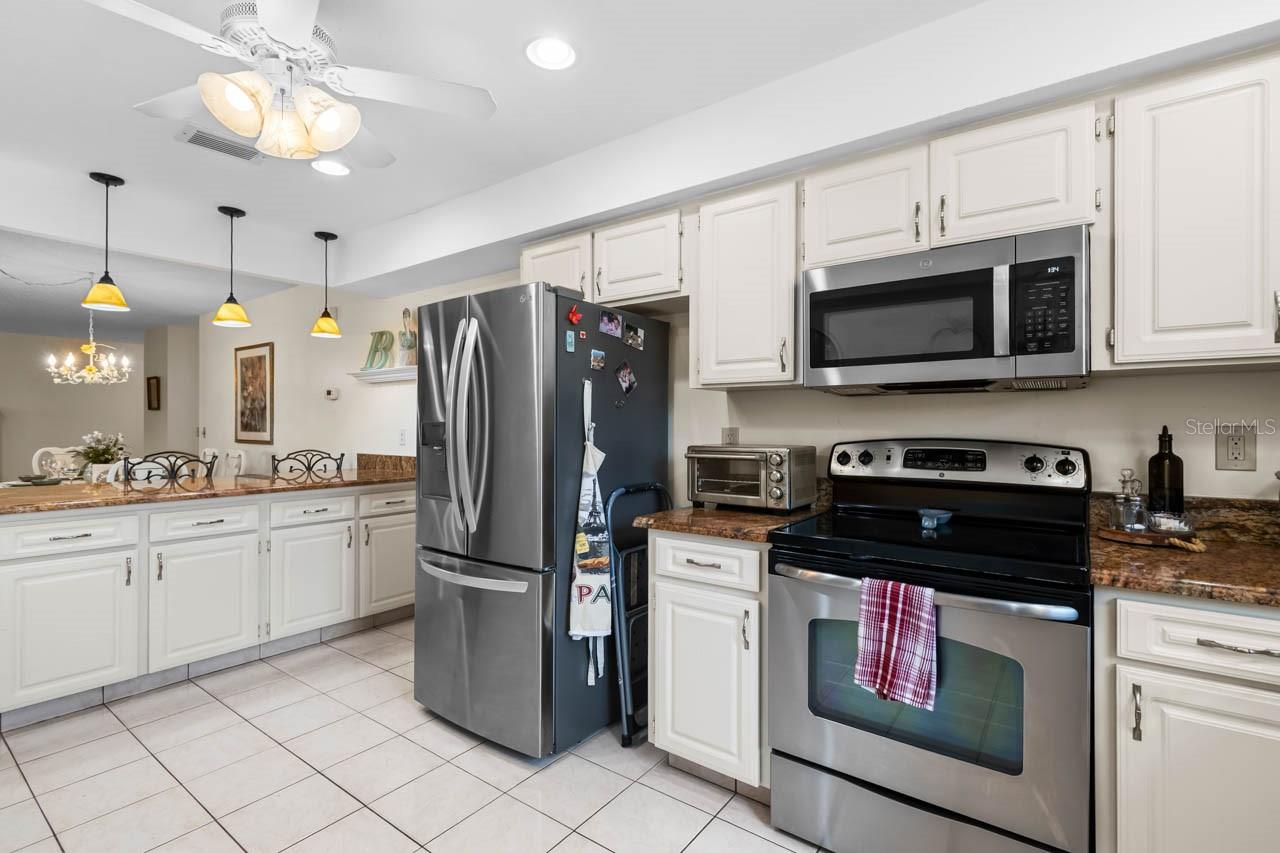 1415 LANGLEY DR, SUN CITY CENTER, FL, 33573