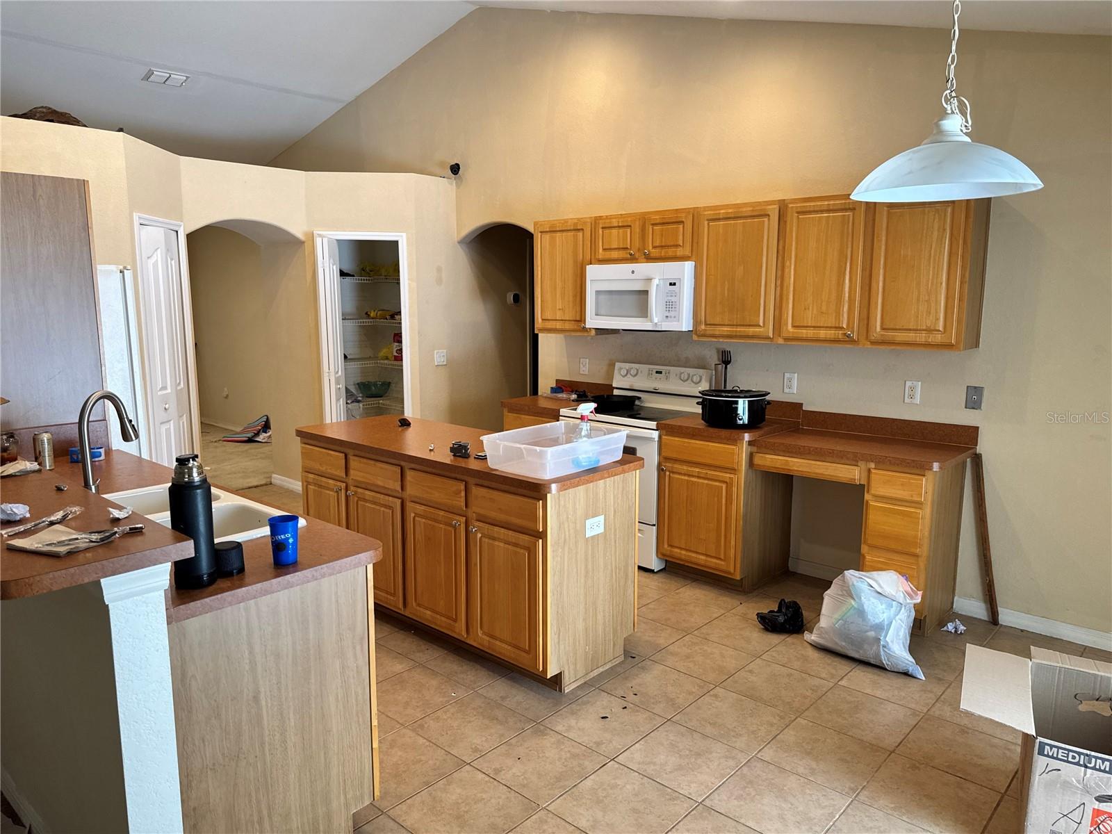 12055 ROBINA RD, WEEKI WACHEE, FL, 34614