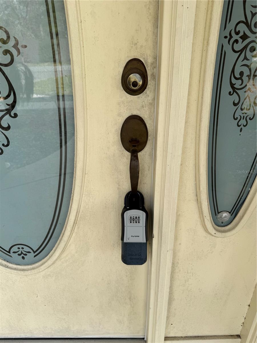 12055 ROBINA RD, WEEKI WACHEE, FL, 34614