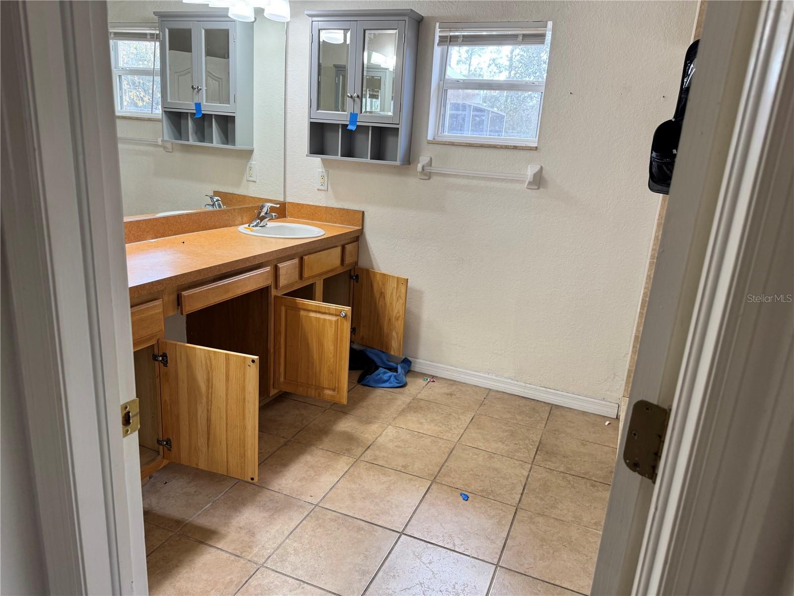 12055 ROBINA RD, WEEKI WACHEE, FL, 34614