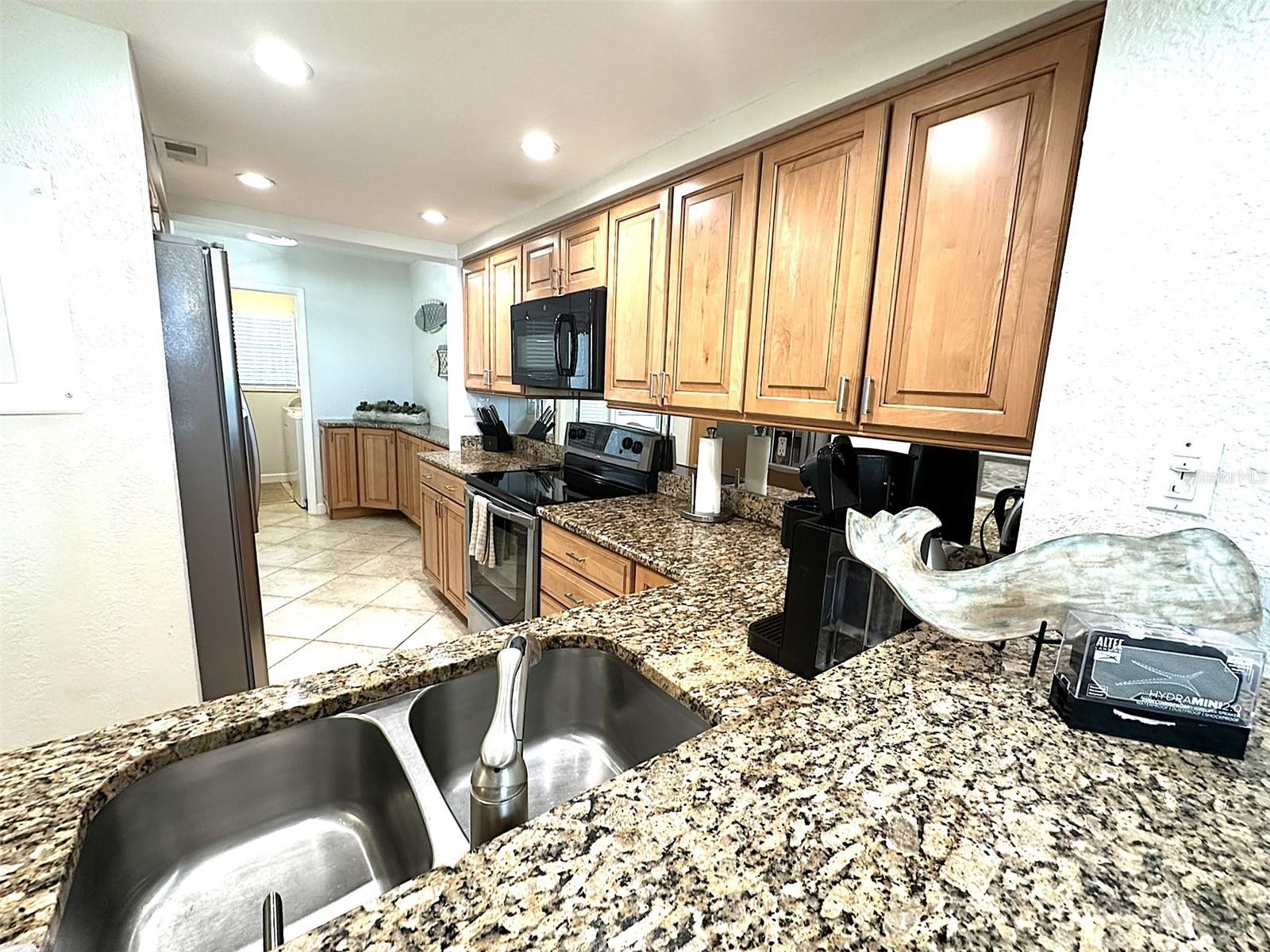 6081 BAHIA DEL MAR CIR #154, ST PETERSBURG, FL, 33715