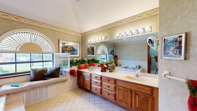 16 CRANDELL CT, PALM COAST, FL, 32137