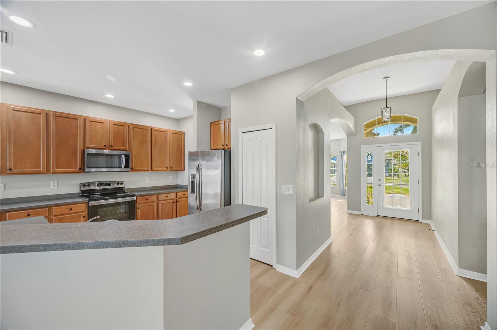 1834 MIRA LAGO CIR, RUSKIN, FL, 33570