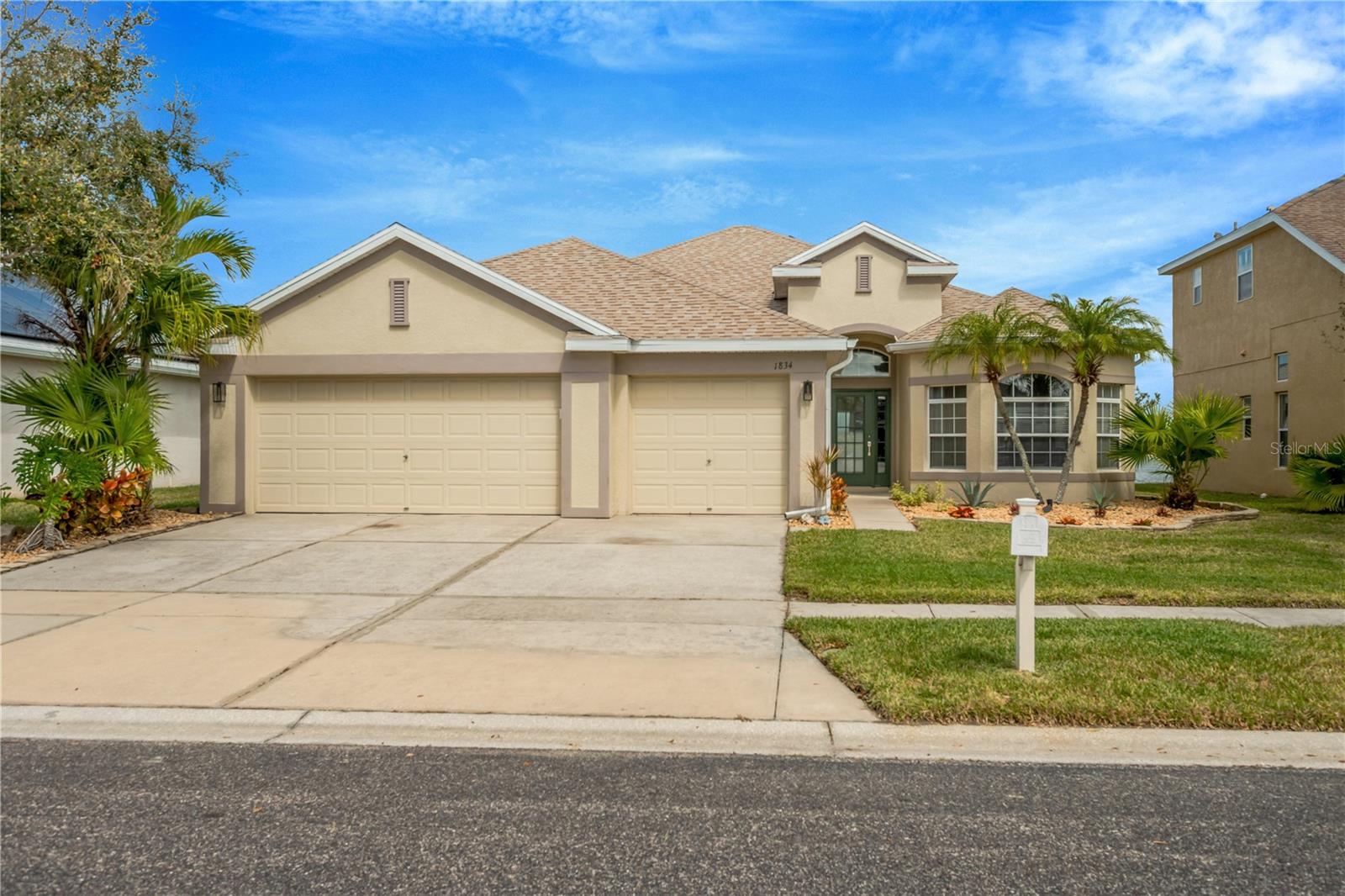 1834 MIRA LAGO CIR, RUSKIN, FL, 33570
