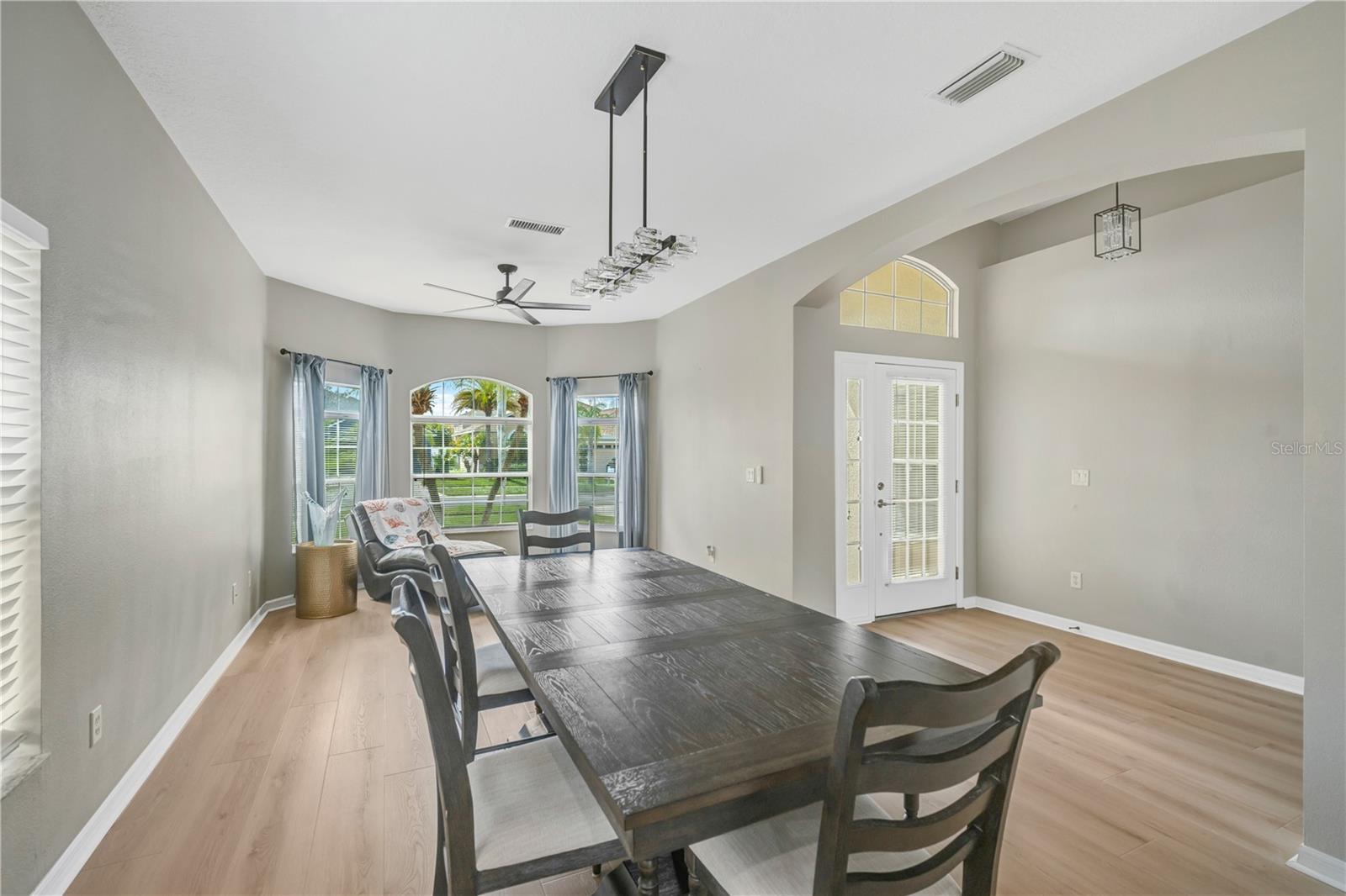 1834 MIRA LAGO CIR, RUSKIN, FL, 33570