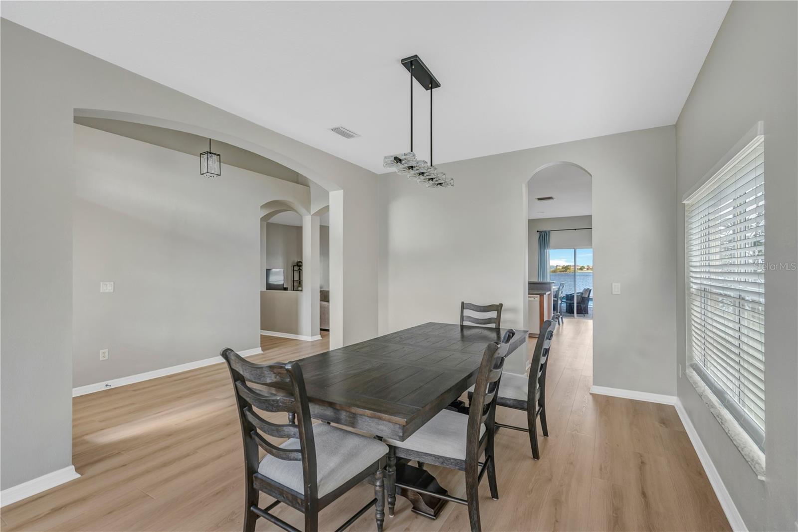 1834 MIRA LAGO CIR, RUSKIN, FL, 33570