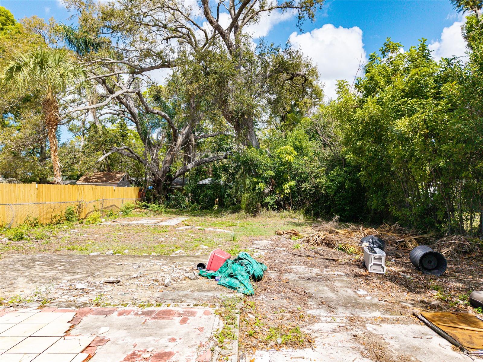 1107 PUTNAM DR, SARASOTA, FL, 34234