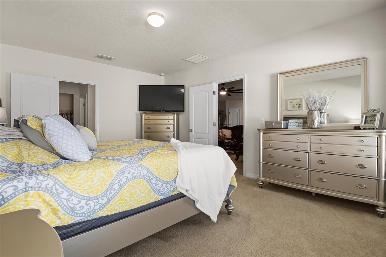 555 LUCERNE BLVD, WINTER HAVEN, FL, 33881