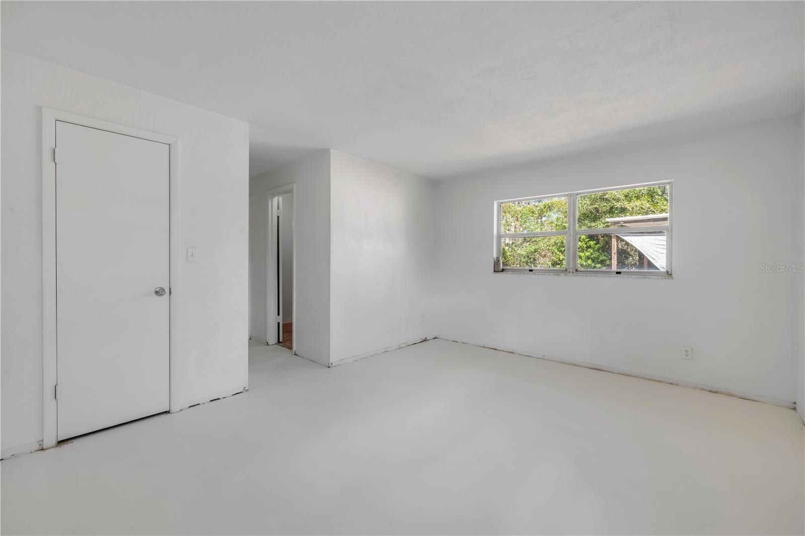 546 CAMBRIDGE CIR, SOUTH DAYTONA, FL, 32119