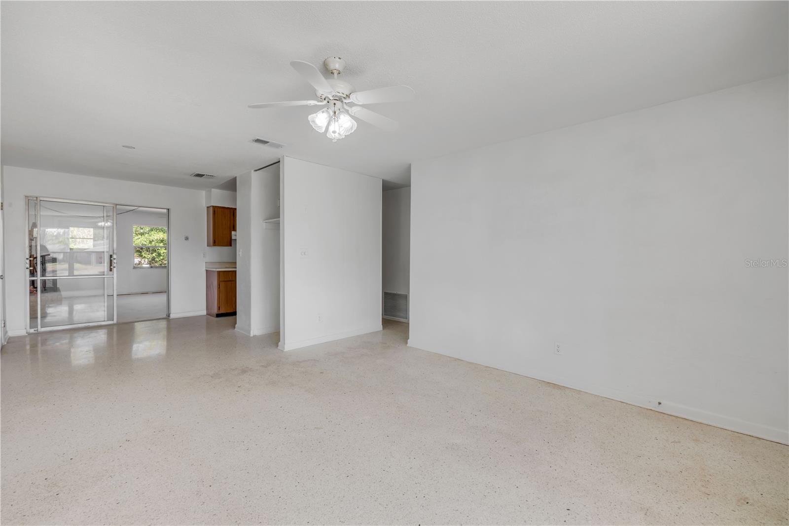 546 CAMBRIDGE CIR, SOUTH DAYTONA, FL, 32119