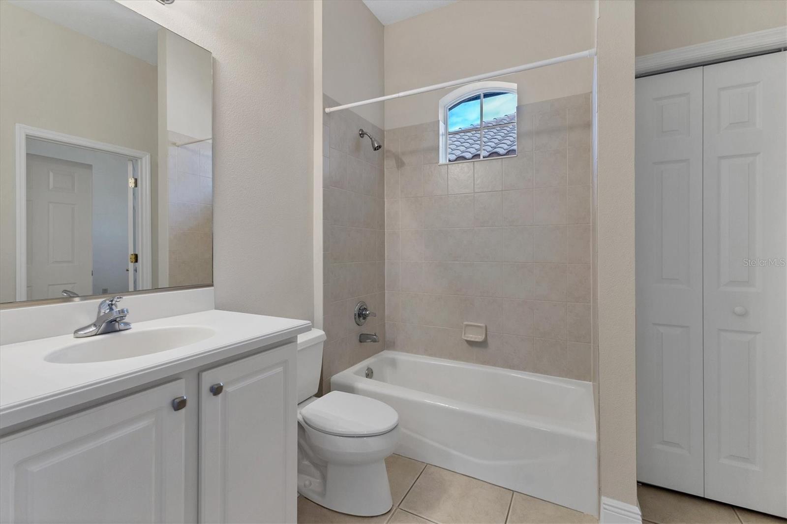 8411 MIRAMAR WAY #202, LAKEWOOD RANCH, FL, 34202