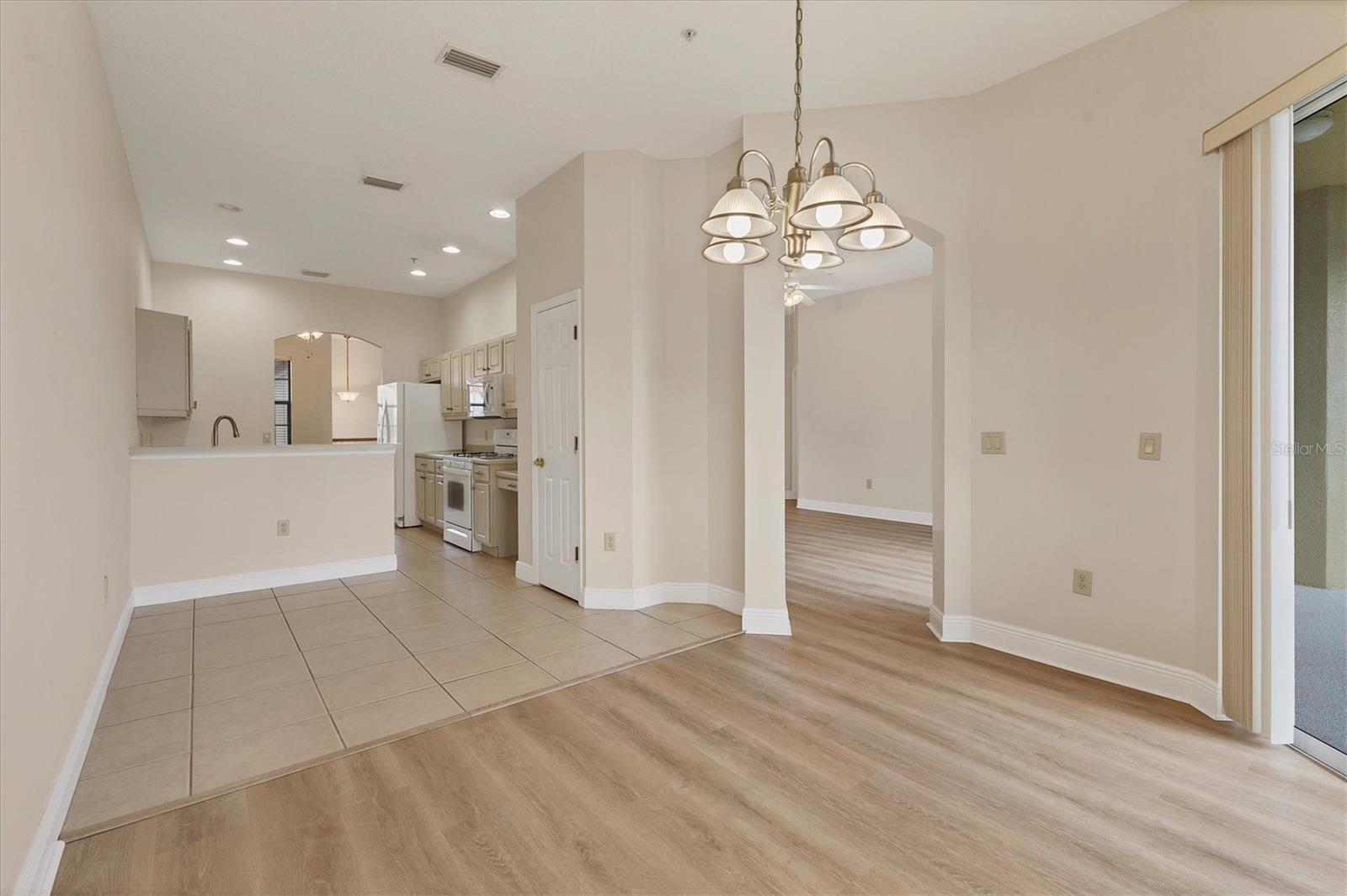 8411 MIRAMAR WAY #202, LAKEWOOD RANCH, FL, 34202