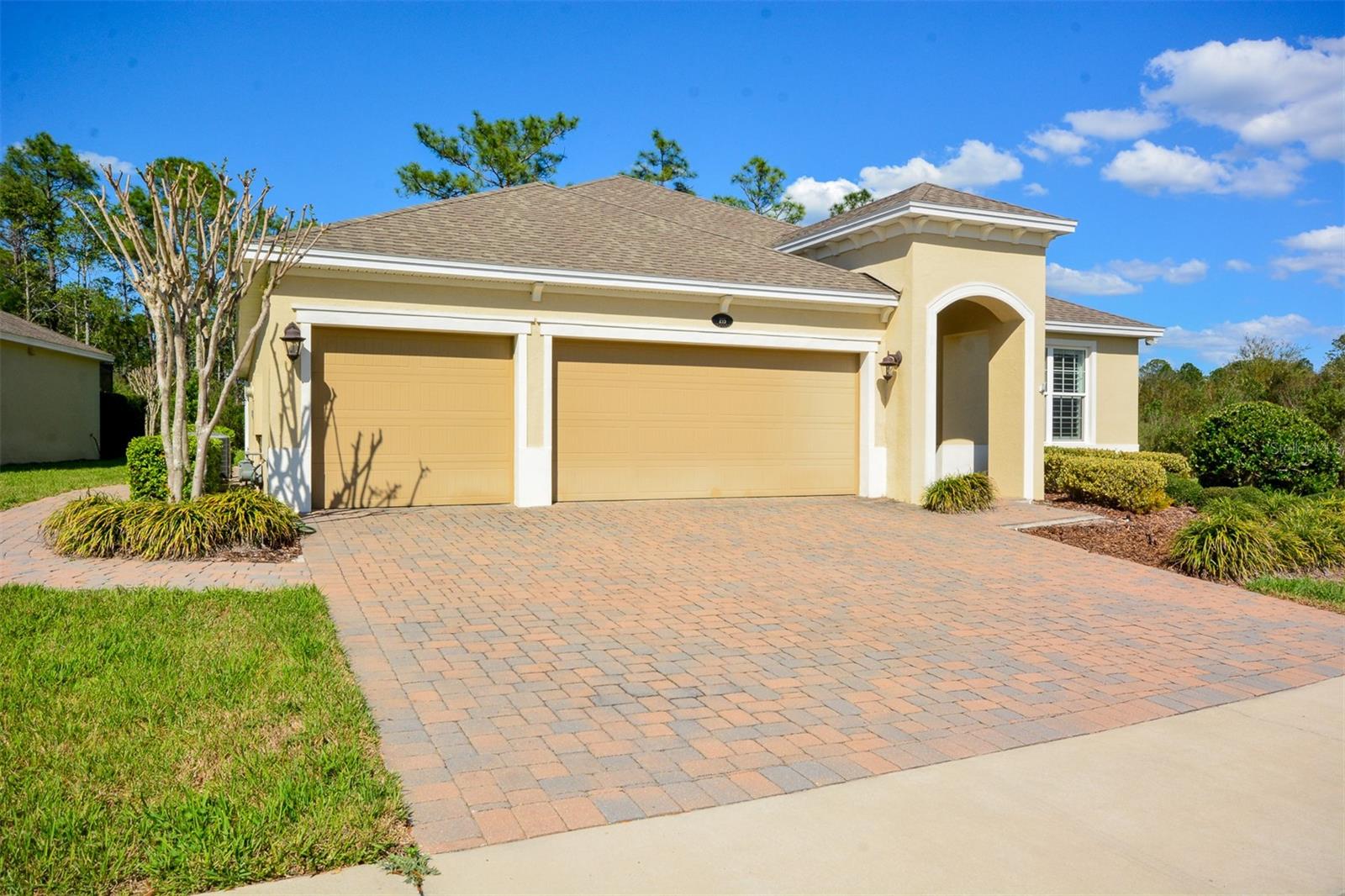 215 AVENHAM DR, DELAND, FL, 32724