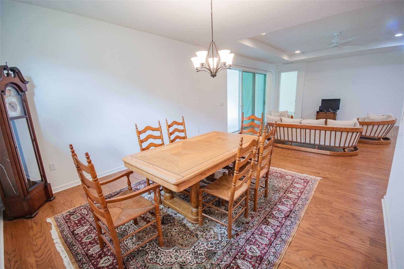 215 AVENHAM DR, DELAND, FL, 32724