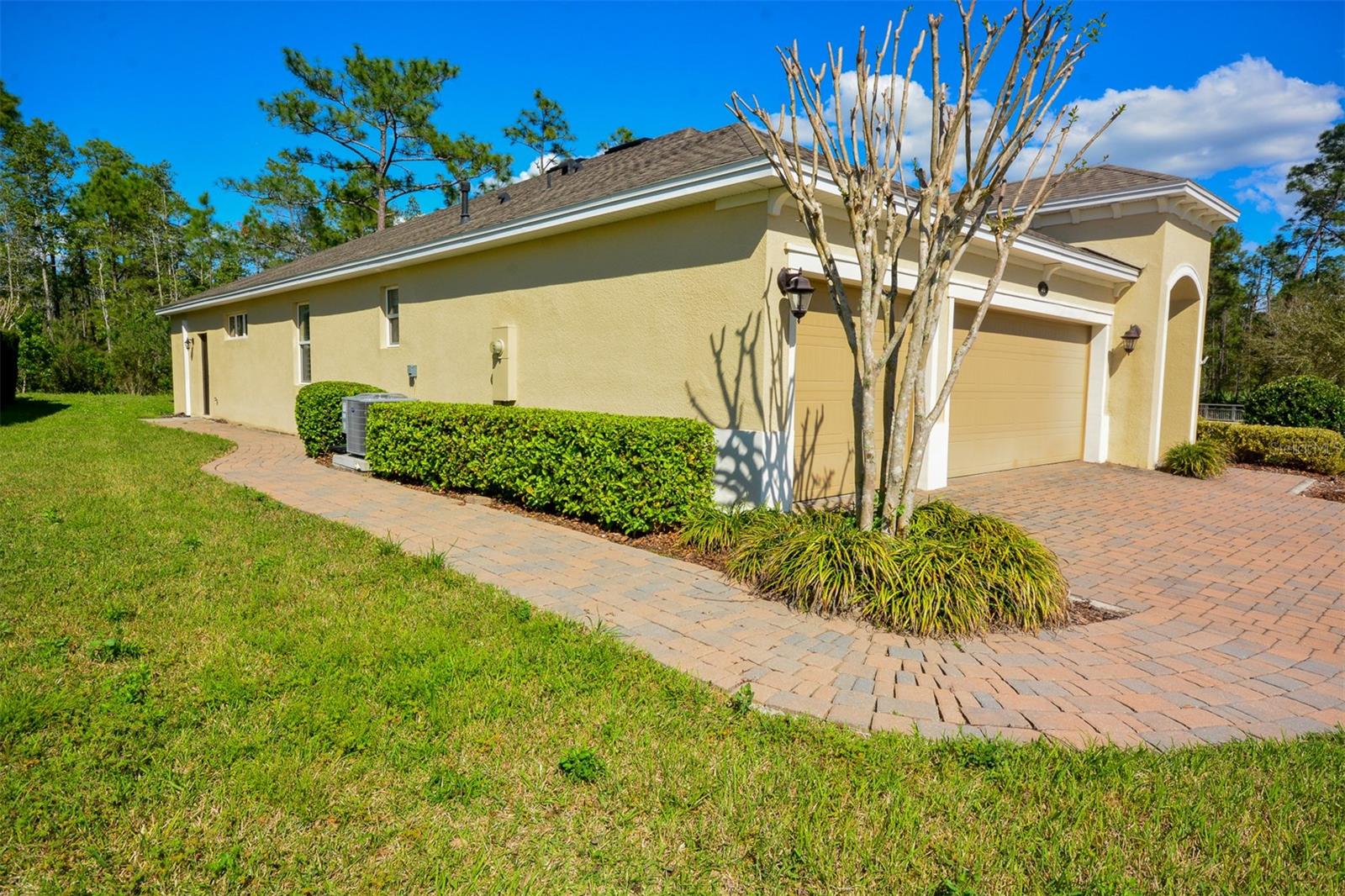 215 AVENHAM DR, DELAND, FL, 32724