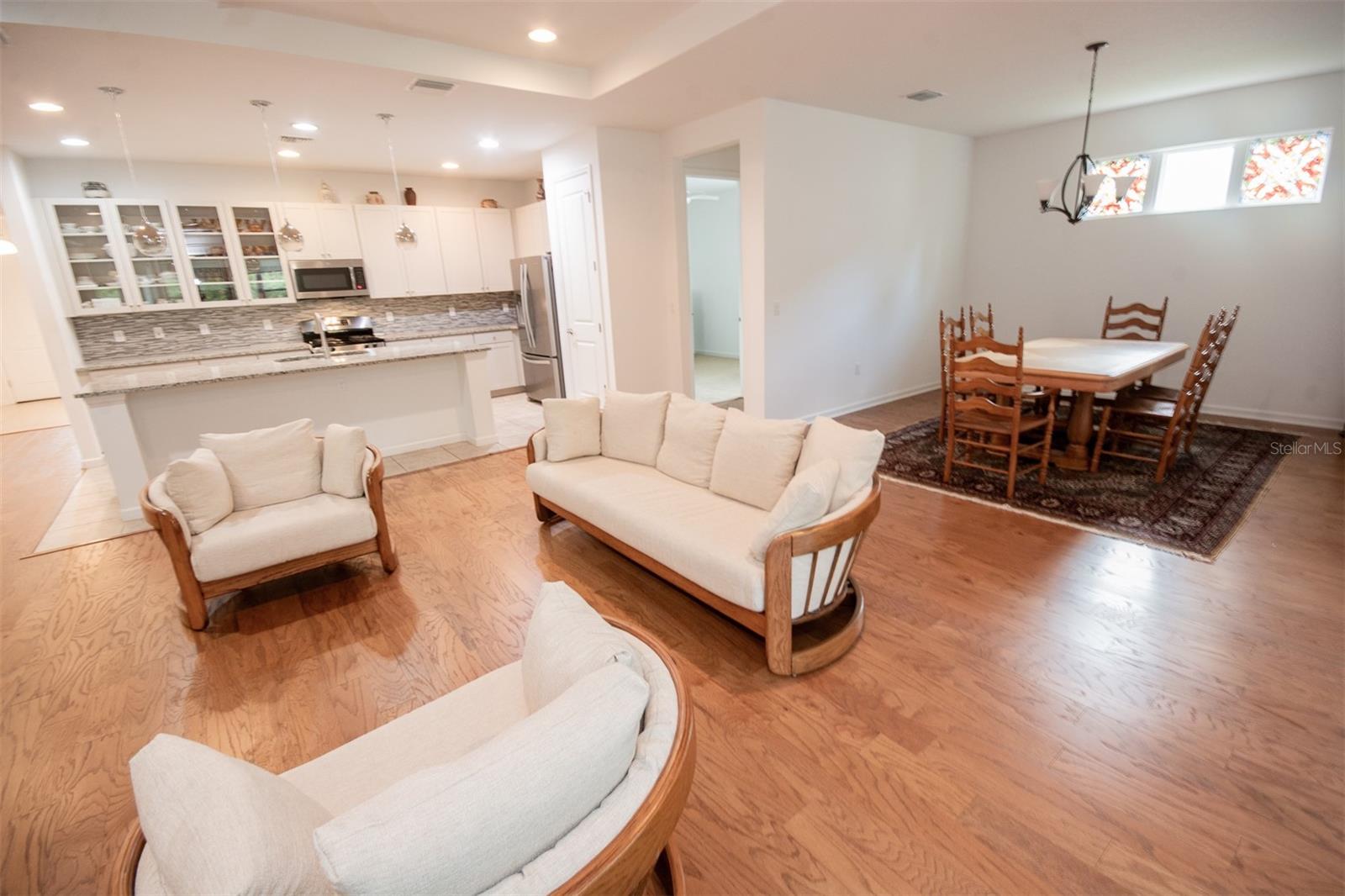 215 AVENHAM DR, DELAND, FL, 32724