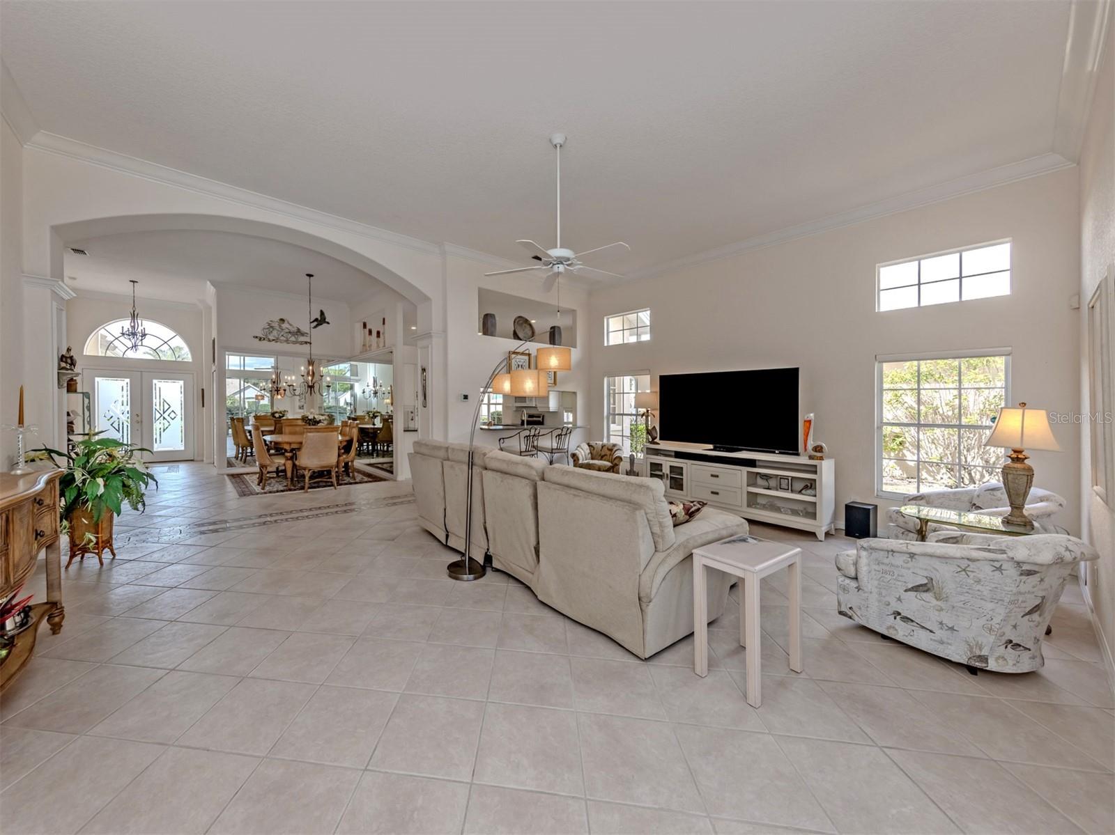 338 SAINT GEORGE CT #11, VENICE, FL, 34293