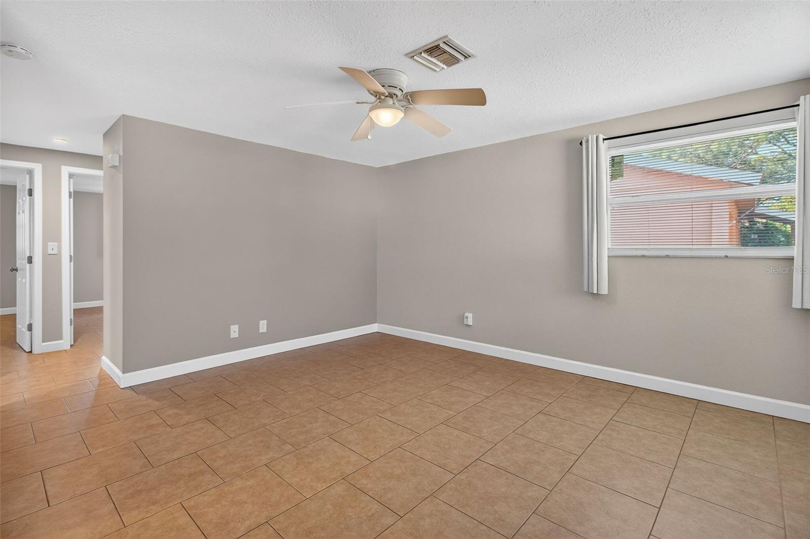 3118 PINE TREE AVE #B, LARGO, FL, 33771